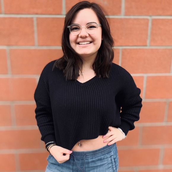 Meet your Posher, Alaina - Picture 1 of 3